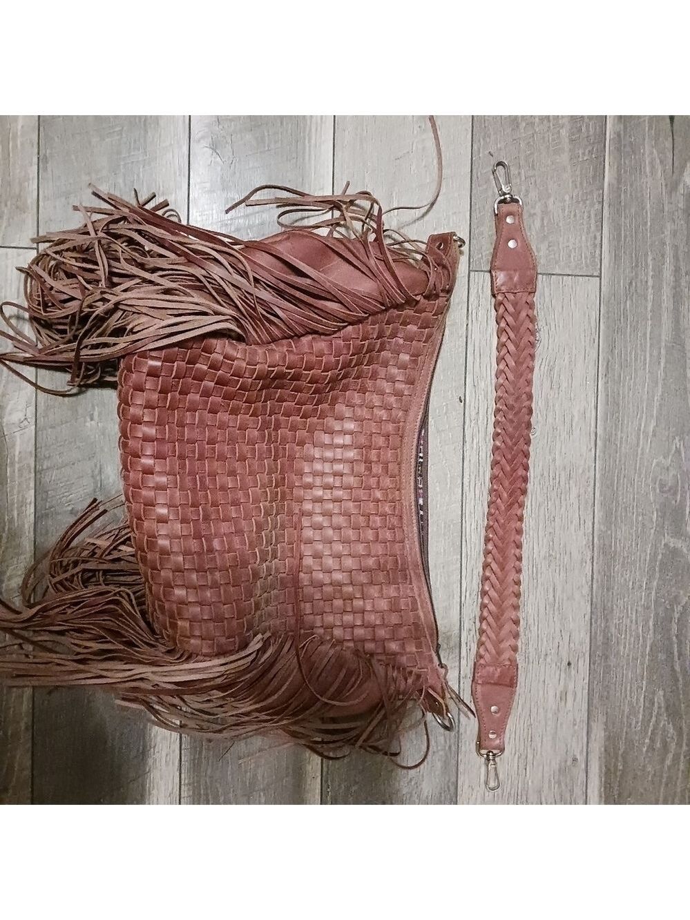 Custom Made Basketweave Fringe Hobo Purse. - Picture 13 of 13